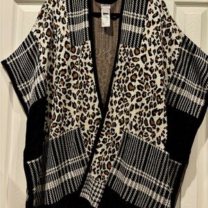 Chicos Kimono. Black, Leopard,& Cream, Gold Sparkle thread, perfect day/night.